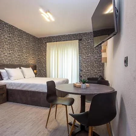 Oleana Di Castello Lägenhet